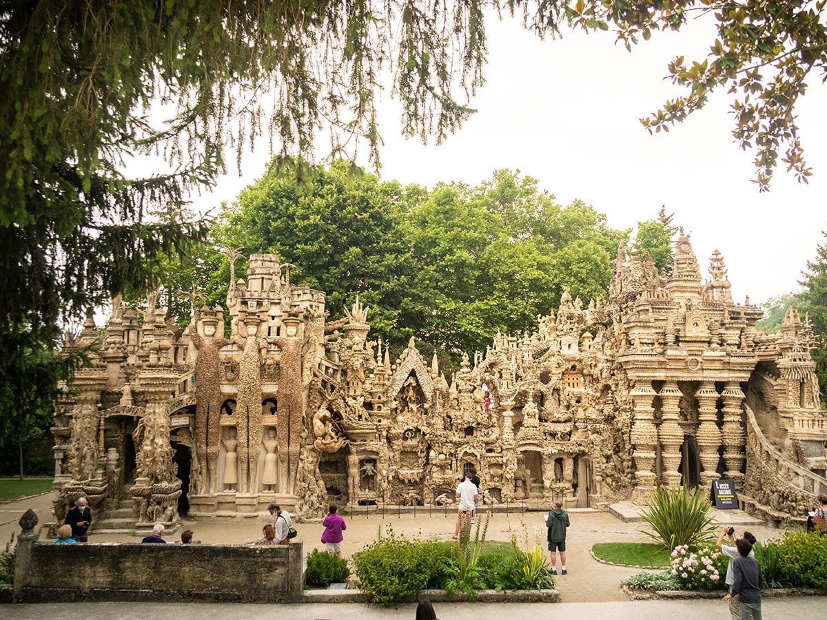 Drôme : week-end en famille autour du palais idéal du facteur Cheval