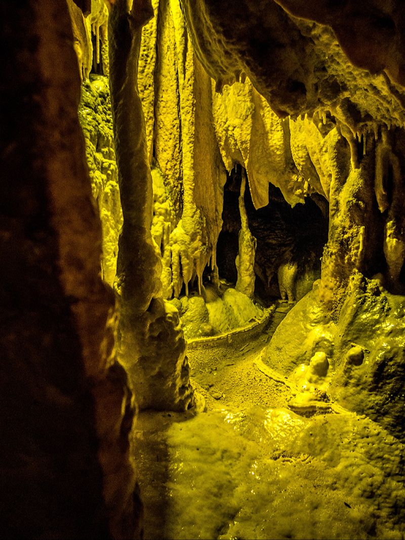grotte du cerdon stalactite