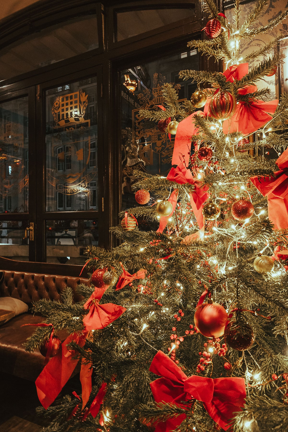 Boire un verre dans un pub de Londres