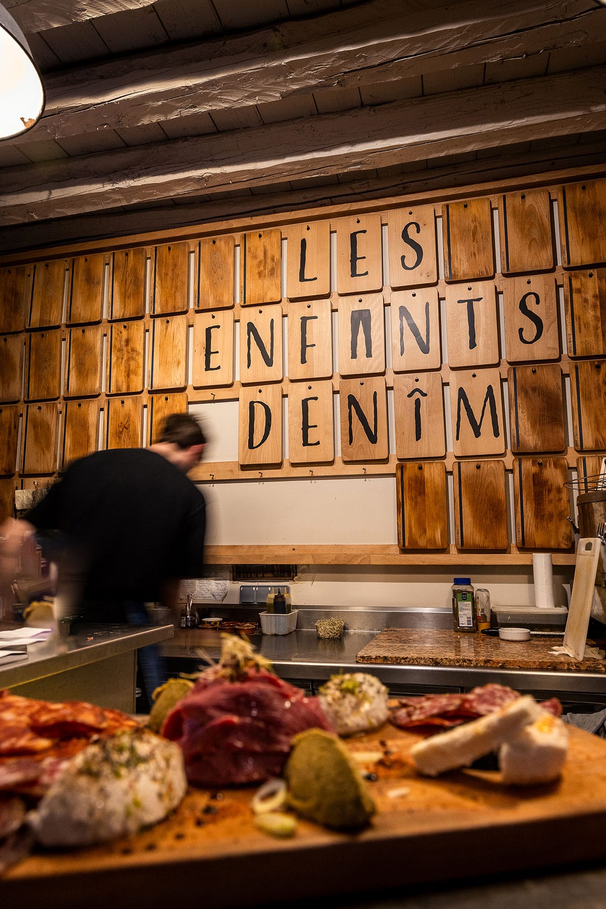 Bar Aux Enfants Denîm à Nîmes